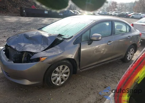 2012 Honda Civic Lx z USA, uszkodzony, nr VIN 19XFB2F57CE385605